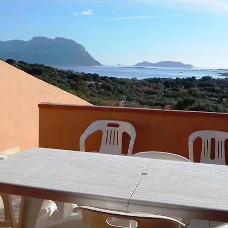 In 23142 * Porto Istana