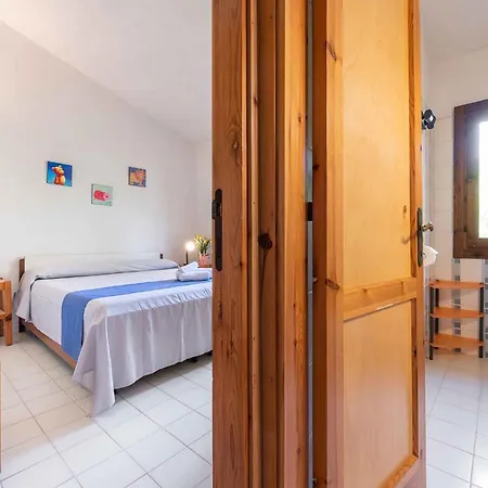 Apartment In 23142 Porto Istana