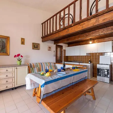 شقة In 23142 Porto Istana